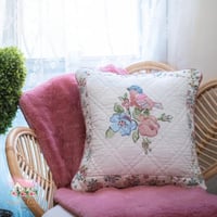 3468 كوشن مطرز بوجهين من جرين جيت Ellie white