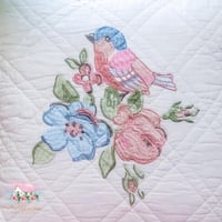 3468 كوشن مطرز بوجهين من جرين جيت Ellie white