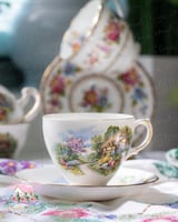 3598 كوب مع صحن انتيك من رويال ڤيل Royal Vale (2)