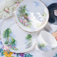 3522 كوب مع صحنين انتيك من كولكلوڤ Colclough