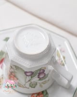 3737 كوب مع صحنين انتيك من جونسون برذرز Johnson Br...