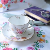 3494 كوب مع صحن انتيك من رويال كراون Royal Crown