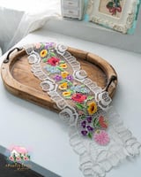 3675 مفرش تطريز ملون كلاسيكي (رقم 7)