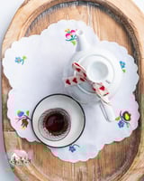 3685 مفرش انتيك مطرز زهور الضيافة