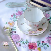 3494 كوب مع صحن انتيك من رويال كراون Royal Crown