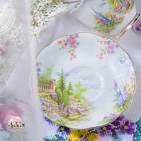 3529 كوب مع صحن انتيك من رويال البرت Royal Albert