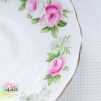 3526 كوب مع صحنين انتيك من كولكلوڤ Colclough (رقم...