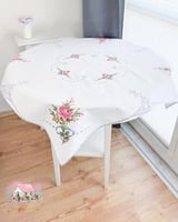 3768 مفرش مطرز انتيك أريج الصباح