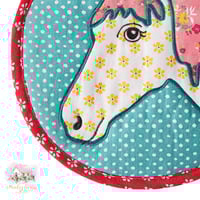 10098 بيز الخيل القطني بشكل دائري