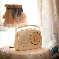 5116 راديو ريترو حجم كبير (كريمي)