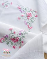 3679 مفرش انتيك مطرز همس الزهور