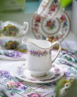 3596 كريمر مع صحن من رويال ستاندارد Royal Standard