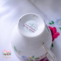 3504 كوب مع صحن انتيك من اولد رويال Old Royal