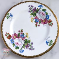 3426 كوب مع صحنين انتيك من رويال ستافورد