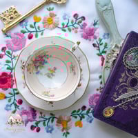 3484 كوب مع صحن انتيك من باراجون ورويال كراون (1)