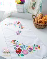 3691 مفرش انتيك مطرز بهجة الزهور