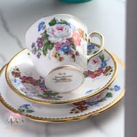 3426 كوب مع صحنين انتيك من رويال ستافورد