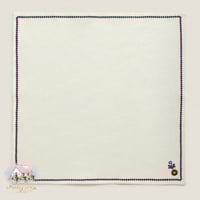 3330 مفرش الزهرة الحمراء مطرز