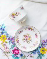 3661 كوب مع صحن انتيك من رويال ستافورد