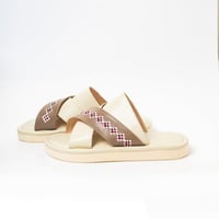 حذاء شرقي بدون اصبع H20