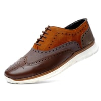 حذاء بنقشة وينجتيب كلاسيكي بنعل رياضي