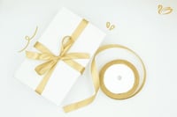 شرائط ساتان رفيعه