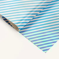 ورق تغليف هدايا بلو