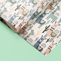 ورق تغليف هدايا اللامة