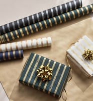 ورق تغليف هدايا مارس