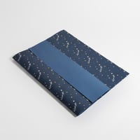 ورق تغليف شهر مبارك كحلي