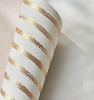 ورق تغليف هدايا مارس