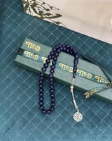 سبحة طاد وباقة ورد