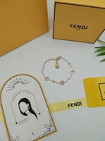 اسوارة فيندي مع الملحقات