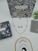 طقم سلسال وحلق واسوارة ديور مع الملحقات