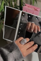 خاتم سوارفسكي الهبة