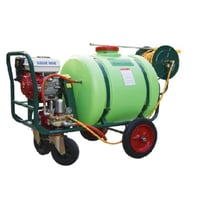 مضخه رش مبيدات كامله مع خزان اخضر سعه 100 لتر