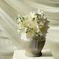 فازة ورد صناعي