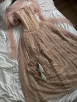 فستان سهرة فخم بدون أكمام