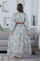 فستان أنيق بأكمام واسعة وحزام جلد بني – نقش أزرق