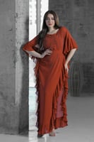 فستان شيفون مزين بالخرز مع جوانب كشكش كسرات