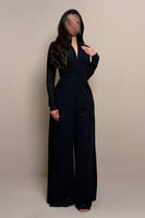 جمبسوت اسود أنيق بقصة خصر محددة