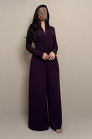 جمبسوت بنفسجي أنيق بقصة خصر محددة