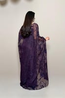 جمبسوت دانتيل انسيابي باللون البنفسجي