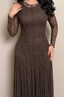 فستان بني طويل أنيق من مليحة