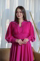 فستان واسع تصميم كسرات مزين بالخرز