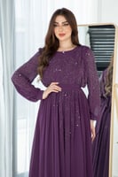 فستان طويل الموف الغامق مرصع بالفصوص اللامعة