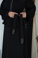 فستان ساتر أنيق بخامة شيفون مع حزام قماش