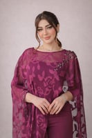 جمبسوت بنفسجي مع قطعه شيفون مزخرفه