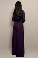 جمبسوت بنفسجي أنيق بقصة خصر محددة