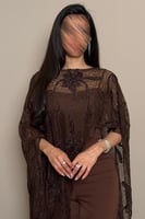 جمبسوت دانتيل انسيابي باللون البني